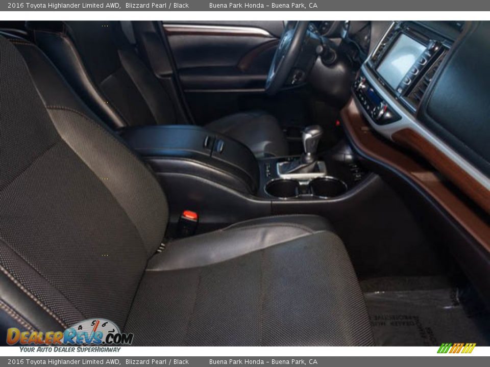 2016 Toyota Highlander Limited AWD Blizzard Pearl / Black Photo #23