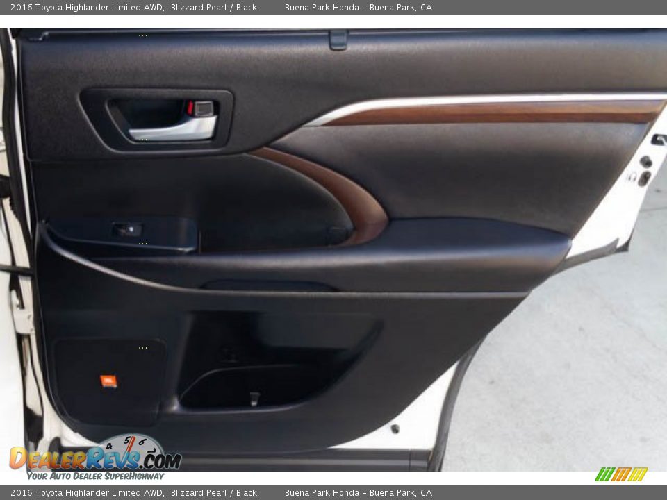 2016 Toyota Highlander Limited AWD Blizzard Pearl / Black Photo #32