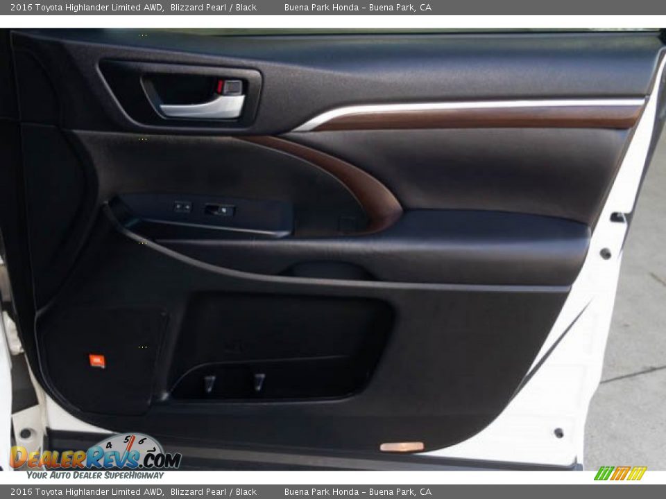 2016 Toyota Highlander Limited AWD Blizzard Pearl / Black Photo #33