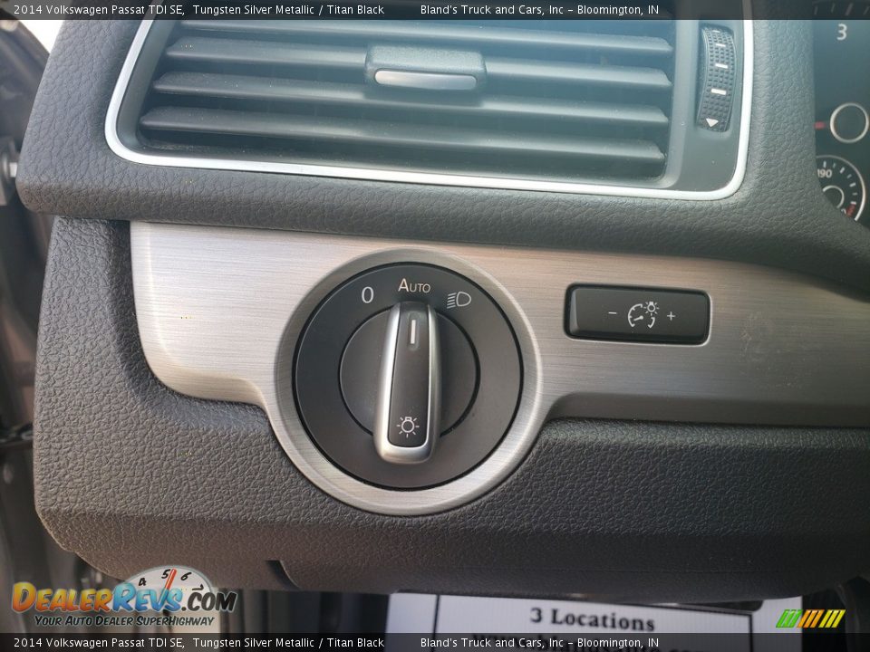 2014 Volkswagen Passat TDI SE Tungsten Silver Metallic / Titan Black Photo #11