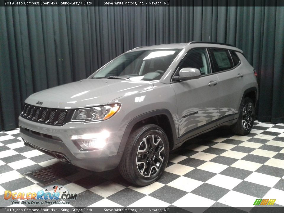 2019 Jeep Compass Sport 4x4 Sting-Gray / Black Photo #2