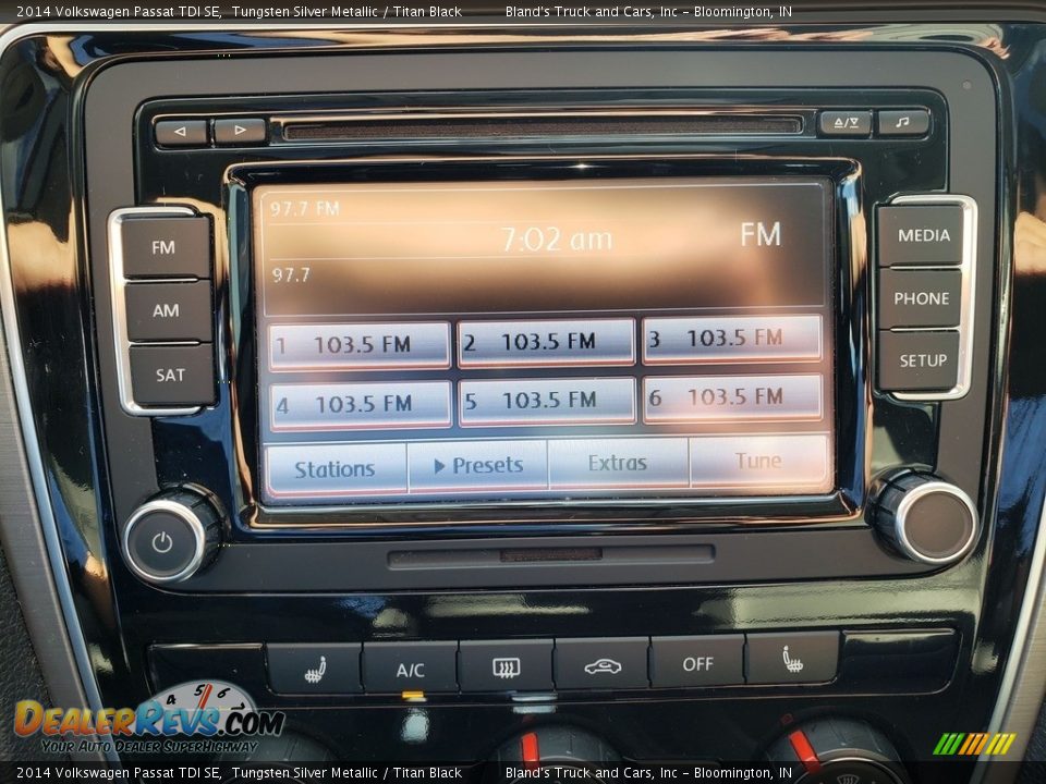 2014 Volkswagen Passat TDI SE Tungsten Silver Metallic / Titan Black Photo #19