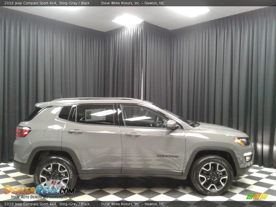 2019 Jeep Compass Sport 4x4 Sting-Gray / Black Photo #5