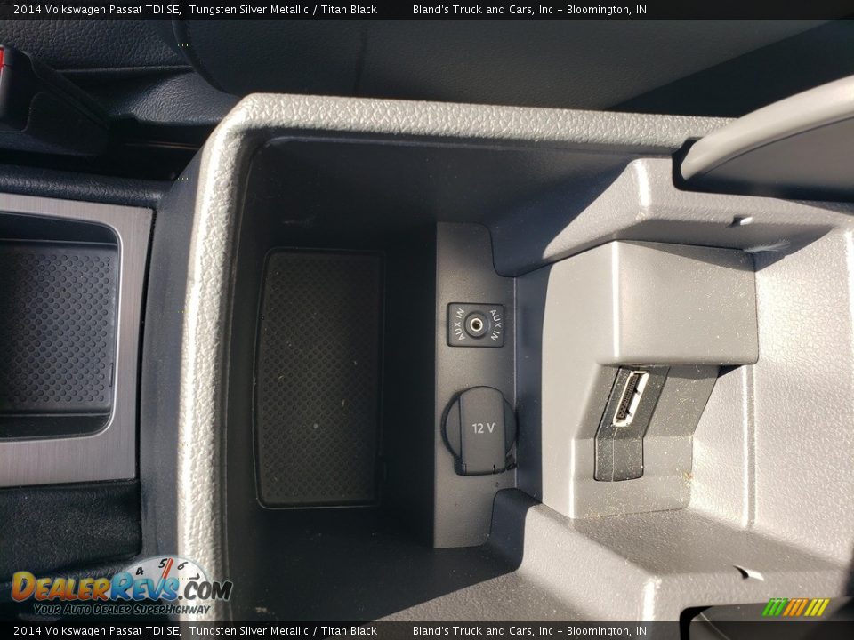2014 Volkswagen Passat TDI SE Tungsten Silver Metallic / Titan Black Photo #27