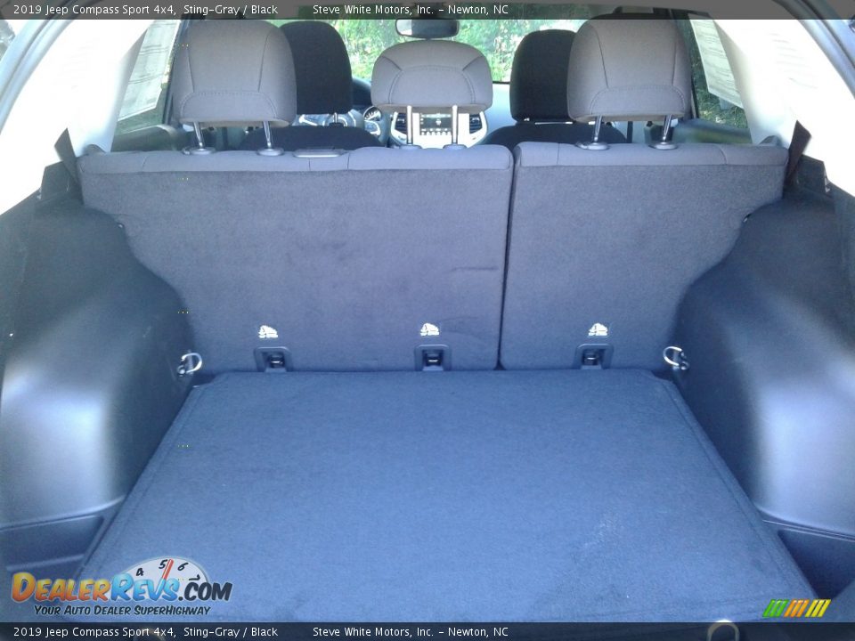 2019 Jeep Compass Sport 4x4 Sting-Gray / Black Photo #12