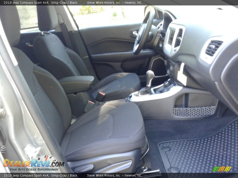 2019 Jeep Compass Sport 4x4 Sting-Gray / Black Photo #14