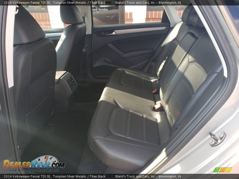 2014 Volkswagen Passat TDI SE Tungsten Silver Metallic / Titan Black Photo #33