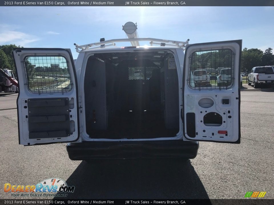 2013 Ford E Series Van E150 Cargo Oxford White / Medium Flint Photo #9