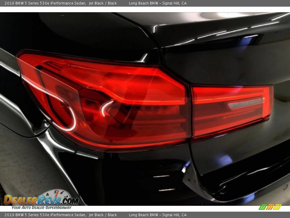 2019 BMW 5 Series 530e iPerformance Sedan Jet Black / Black Photo #22