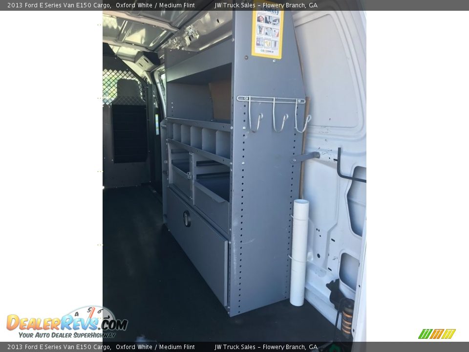 2013 Ford E Series Van E150 Cargo Oxford White / Medium Flint Photo #15