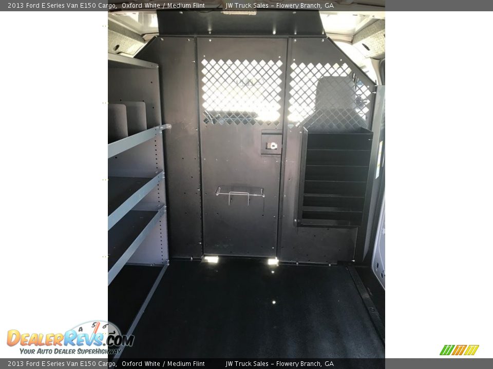2013 Ford E Series Van E150 Cargo Oxford White / Medium Flint Photo #18