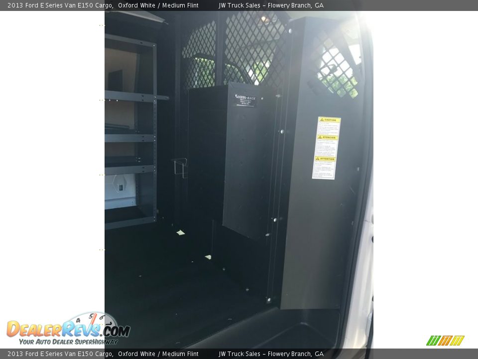 2013 Ford E Series Van E150 Cargo Oxford White / Medium Flint Photo #21