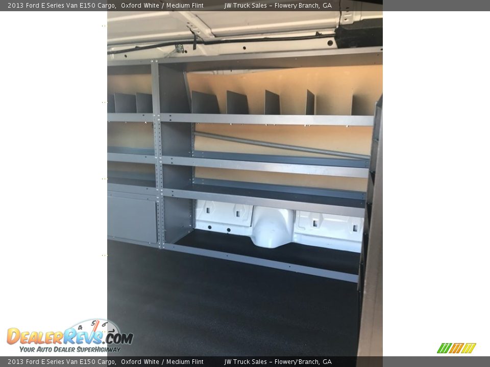 2013 Ford E Series Van E150 Cargo Oxford White / Medium Flint Photo #22