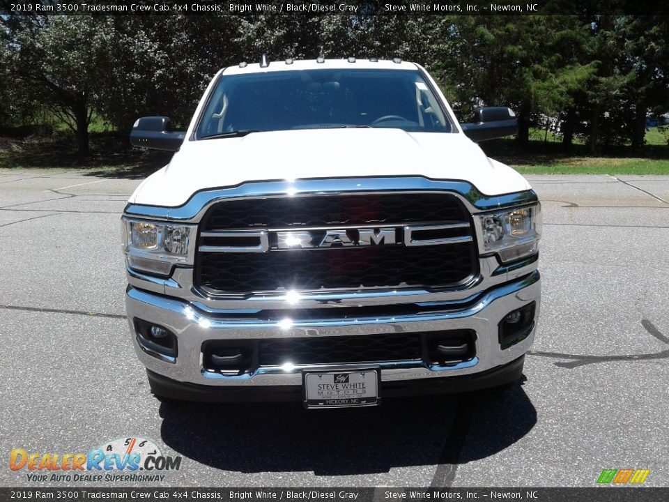 2019 Ram 3500 Tradesman Crew Cab 4x4 Chassis Bright White / Black/Diesel Gray Photo #3