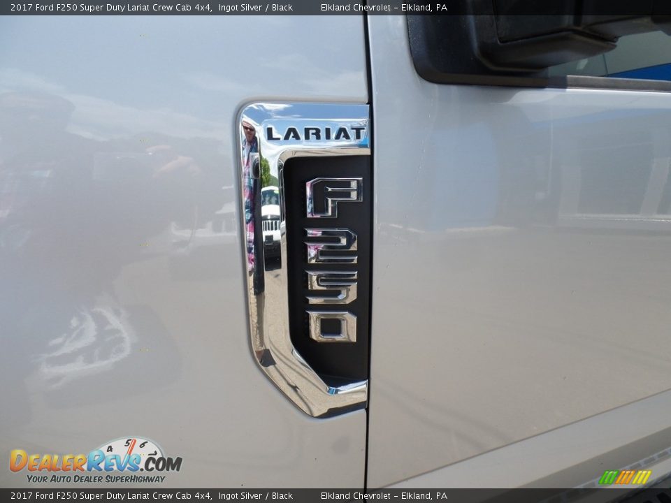 2017 Ford F250 Super Duty Lariat Crew Cab 4x4 Ingot Silver / Black Photo #12