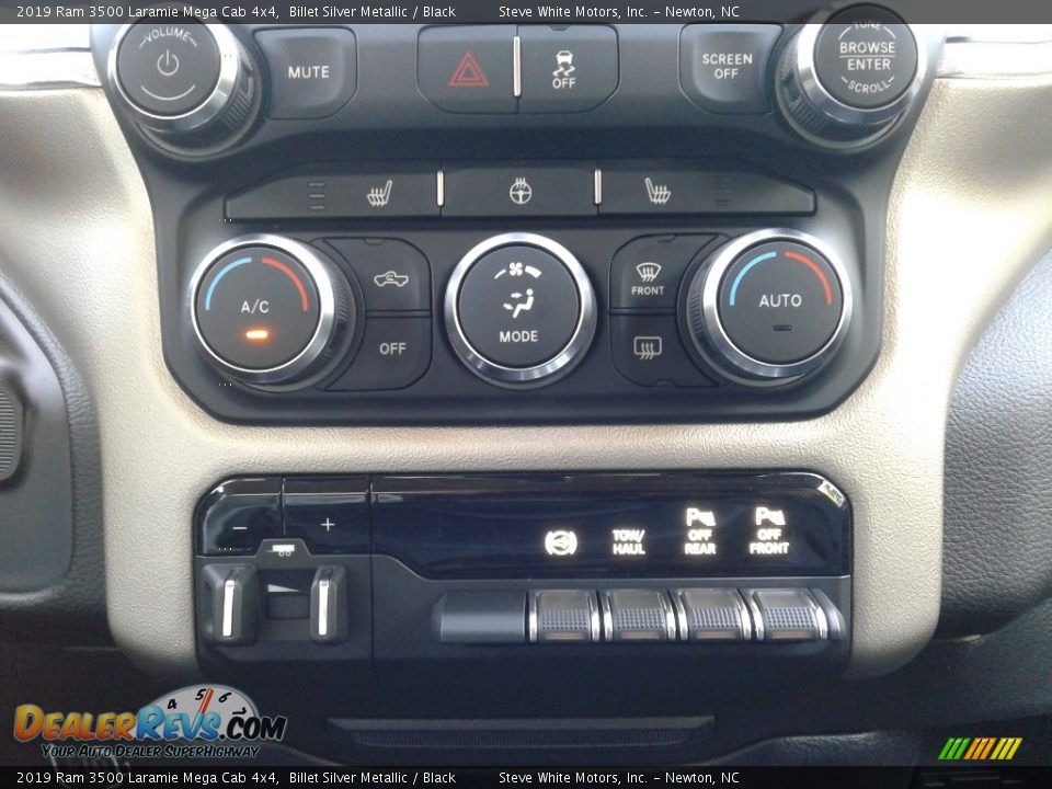 2019 Ram 3500 Laramie Mega Cab 4x4 Billet Silver Metallic / Black Photo #28