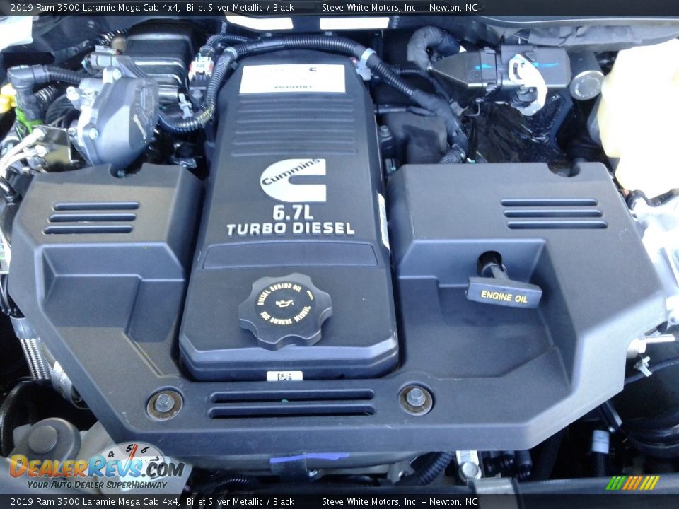2019 Ram 3500 Laramie Mega Cab 4x4 6.7 Liter OHV 24-Valve Cummins Turbo-Diesel Inline 6 Cylinder Engine Photo #32