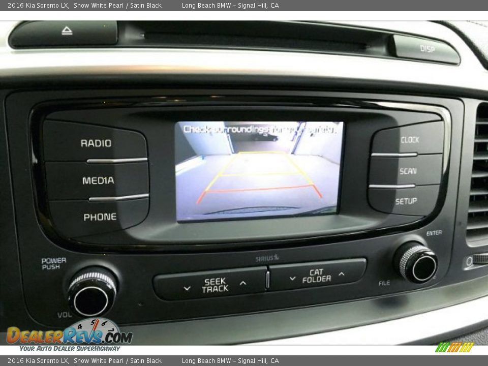 2016 Kia Sorento LX Snow White Pearl / Satin Black Photo #13