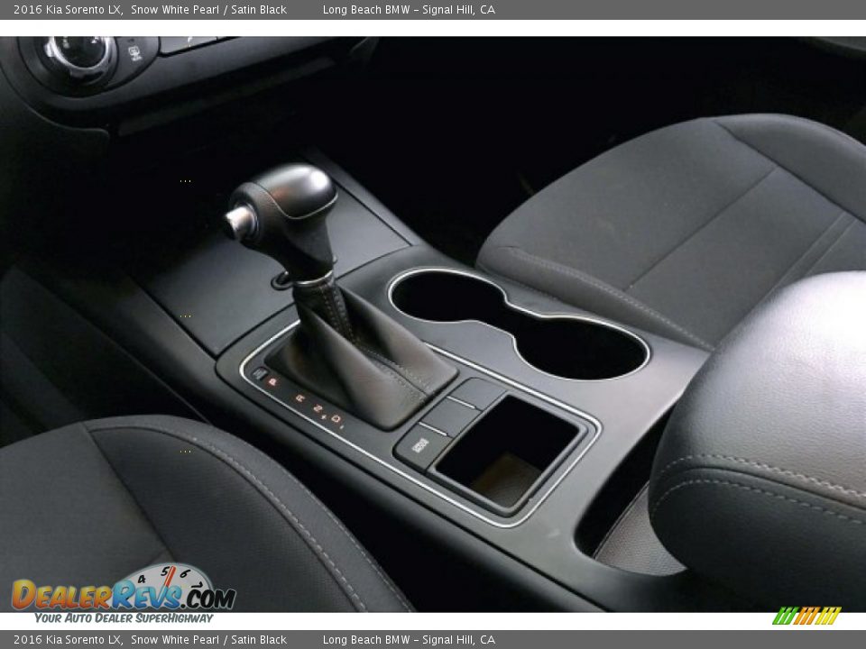 2016 Kia Sorento LX Snow White Pearl / Satin Black Photo #18