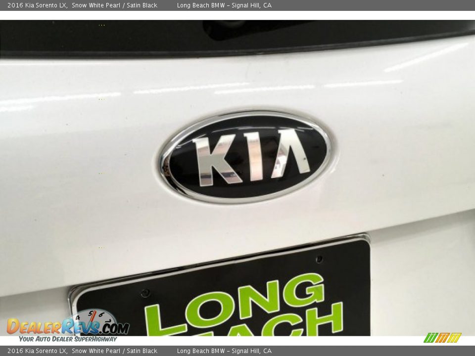 2016 Kia Sorento LX Snow White Pearl / Satin Black Photo #23