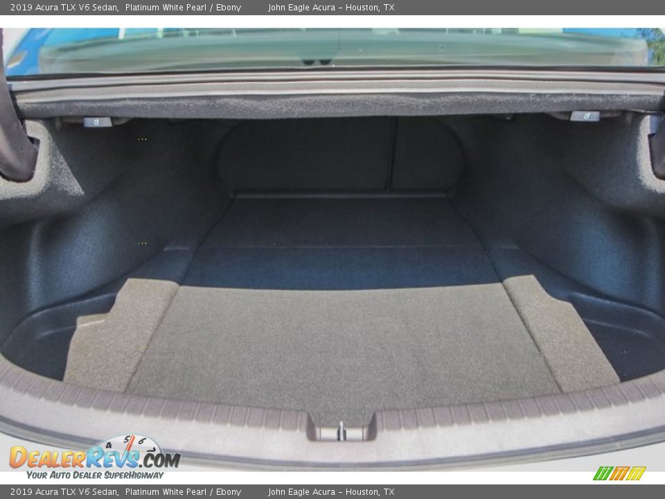 2019 Acura TLX V6 Sedan Platinum White Pearl / Ebony Photo #17