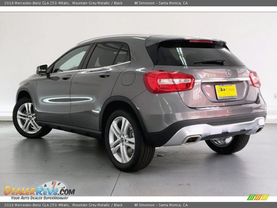 2019 Mercedes-Benz GLA 250 4Matic Mountain Grey Metallic / Black Photo #2