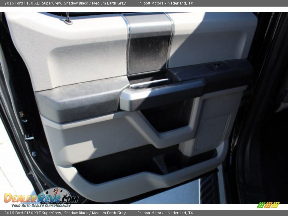 2016 Ford F150 XLT SuperCrew Shadow Black / Medium Earth Gray Photo #17