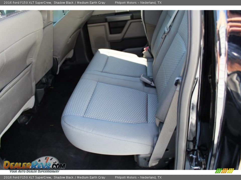 2016 Ford F150 XLT SuperCrew Shadow Black / Medium Earth Gray Photo #18