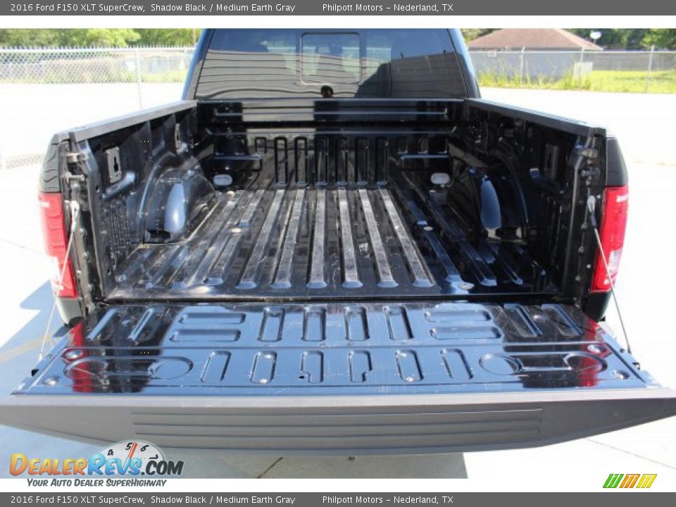 2016 Ford F150 XLT SuperCrew Shadow Black / Medium Earth Gray Photo #21
