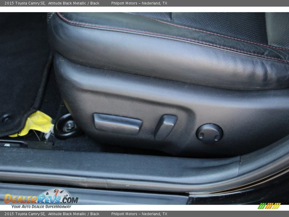 2015 Toyota Camry SE Attitude Black Metallic / Black Photo #15