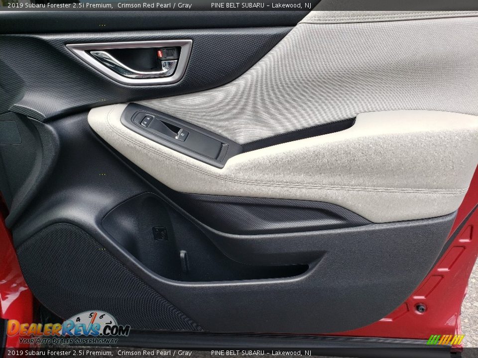 2019 Subaru Forester 2.5i Premium Crimson Red Pearl / Gray Photo #10