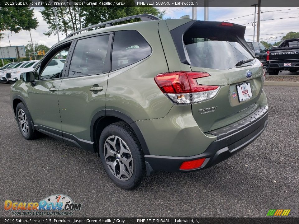 2019 Subaru Forester 2.5i Premium Jasper Green Metallic / Gray Photo #5