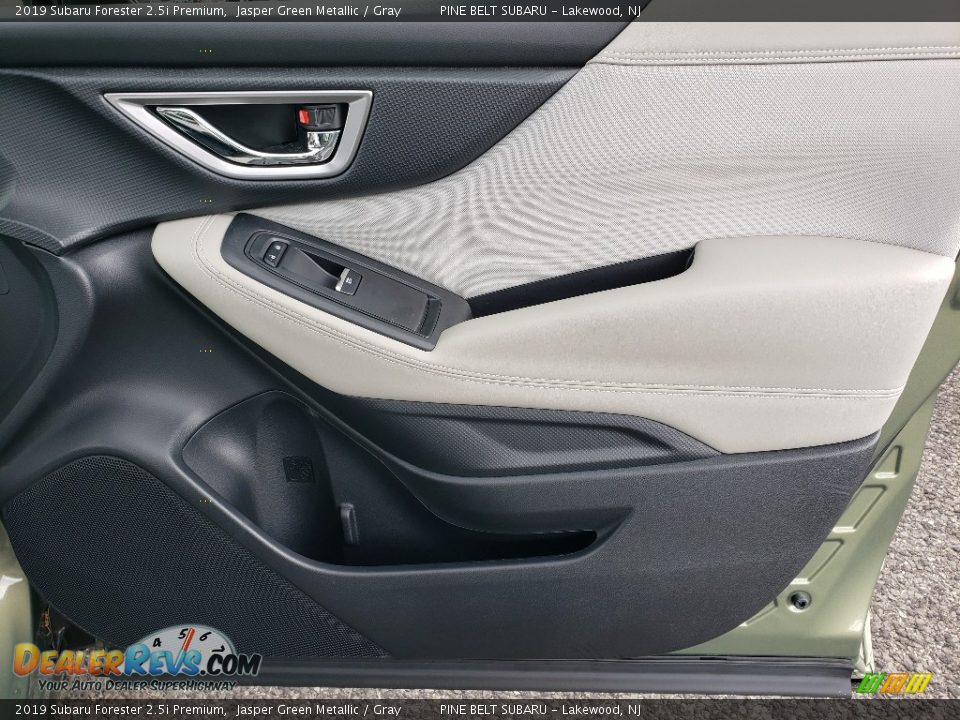 2019 Subaru Forester 2.5i Premium Jasper Green Metallic / Gray Photo #10