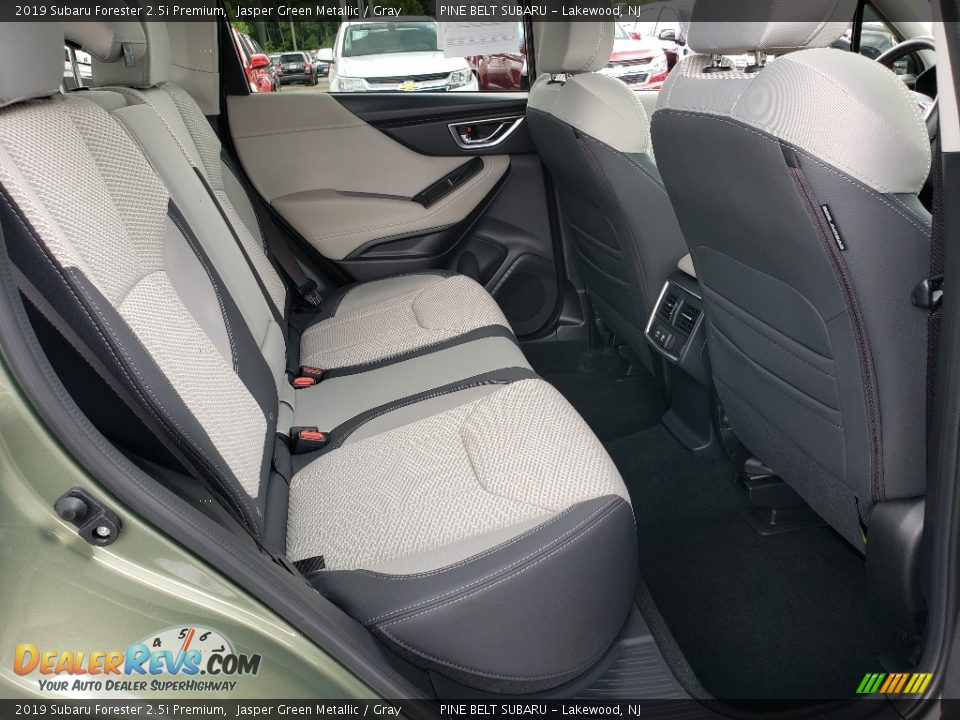 2019 Subaru Forester 2.5i Premium Jasper Green Metallic / Gray Photo #17