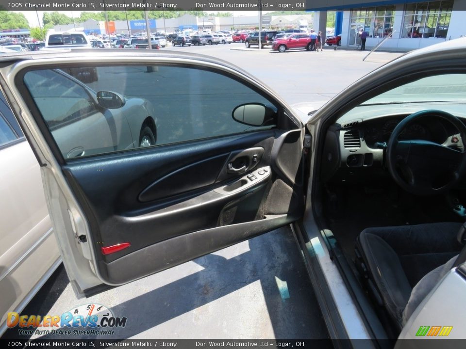2005 Chevrolet Monte Carlo LS Silverstone Metallic / Ebony Photo #14