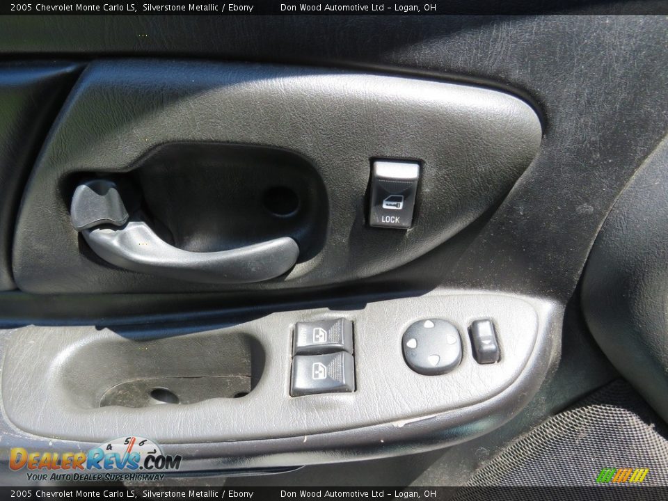 2005 Chevrolet Monte Carlo LS Silverstone Metallic / Ebony Photo #15