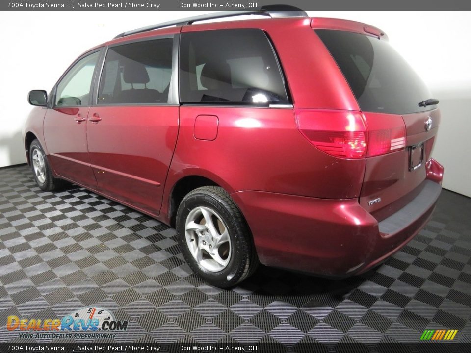 2004 Toyota Sienna LE Salsa Red Pearl / Stone Gray Photo #9
