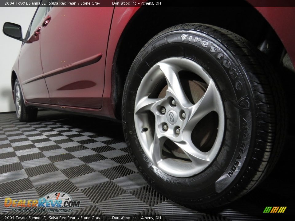 2004 Toyota Sienna LE Salsa Red Pearl / Stone Gray Photo #10