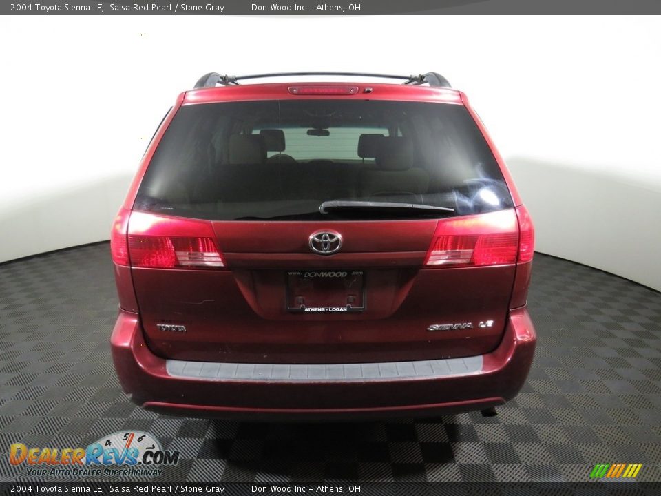 2004 Toyota Sienna LE Salsa Red Pearl / Stone Gray Photo #11