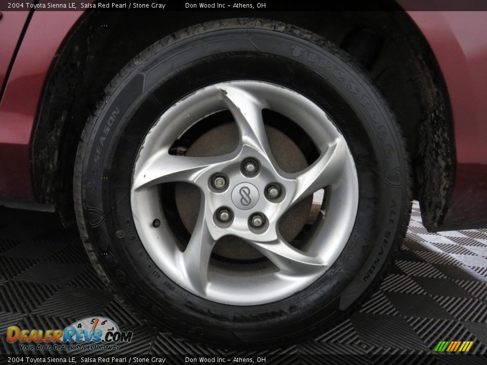 2004 Toyota Sienna LE Salsa Red Pearl / Stone Gray Photo #20
