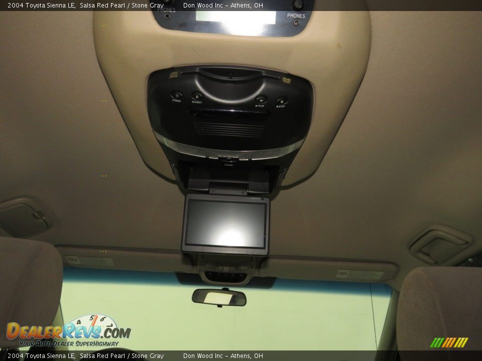 2004 Toyota Sienna LE Salsa Red Pearl / Stone Gray Photo #26