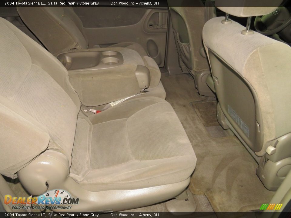 2004 Toyota Sienna LE Salsa Red Pearl / Stone Gray Photo #27