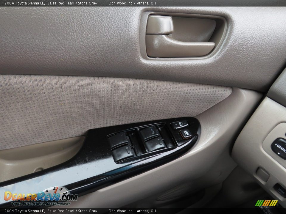 2004 Toyota Sienna LE Salsa Red Pearl / Stone Gray Photo #33