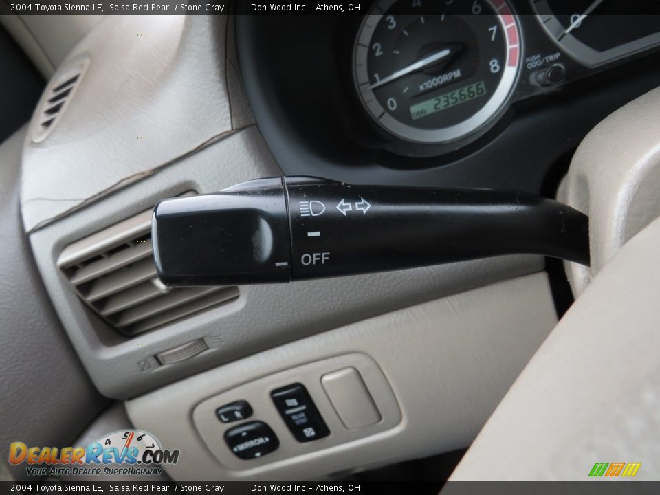 2004 Toyota Sienna LE Salsa Red Pearl / Stone Gray Photo #35