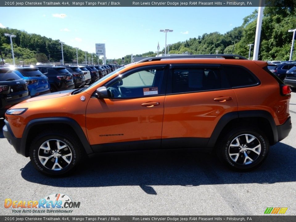 2016 Jeep Cherokee Trailhawk 4x4 Mango Tango Pearl / Black Photo #2