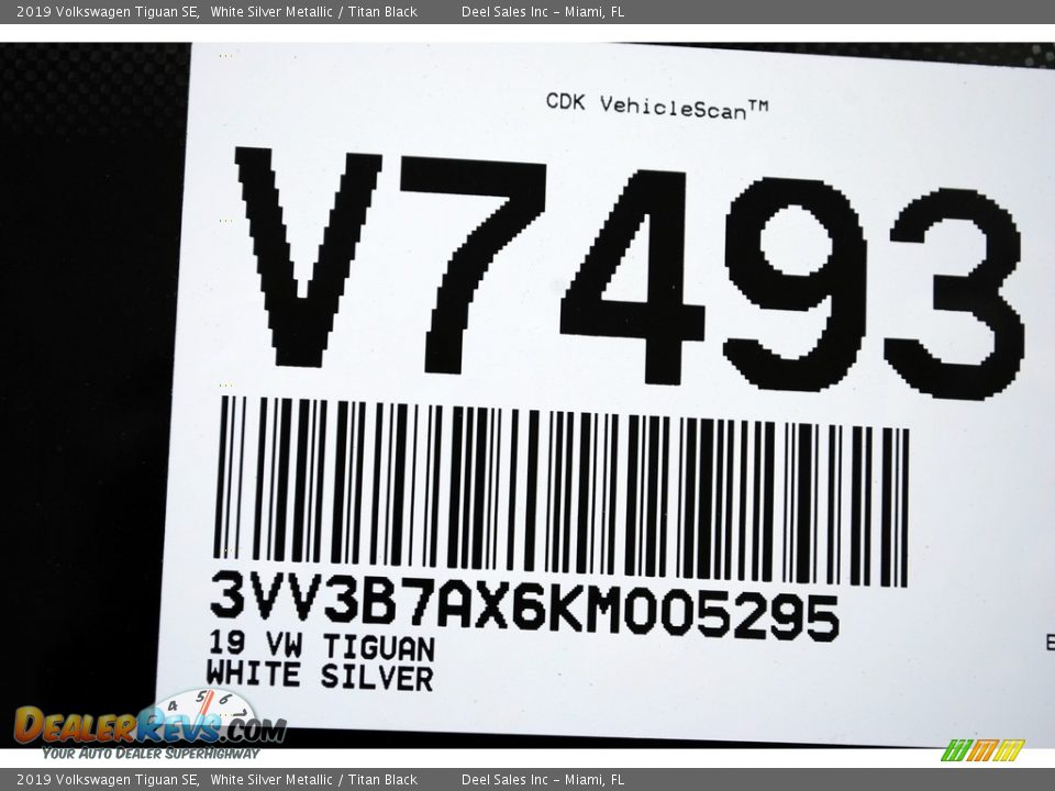 2019 Volkswagen Tiguan SE White Silver Metallic / Titan Black Photo #20