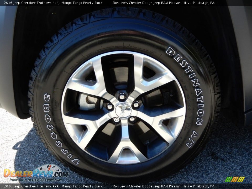 2016 Jeep Cherokee Trailhawk 4x4 Mango Tango Pearl / Black Photo #10