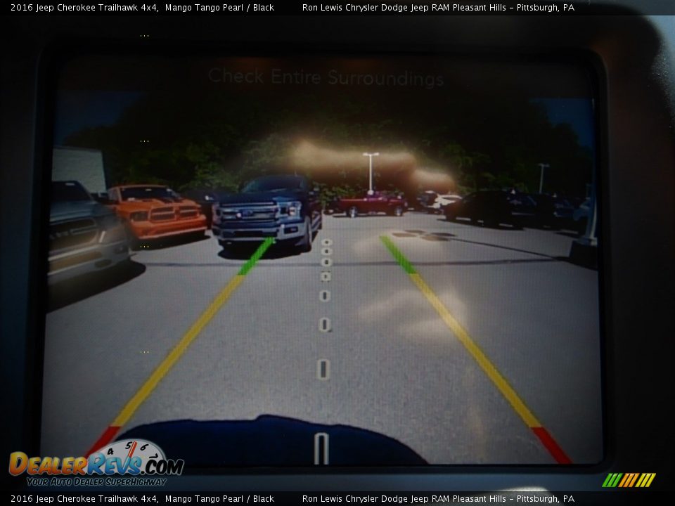 2016 Jeep Cherokee Trailhawk 4x4 Mango Tango Pearl / Black Photo #18