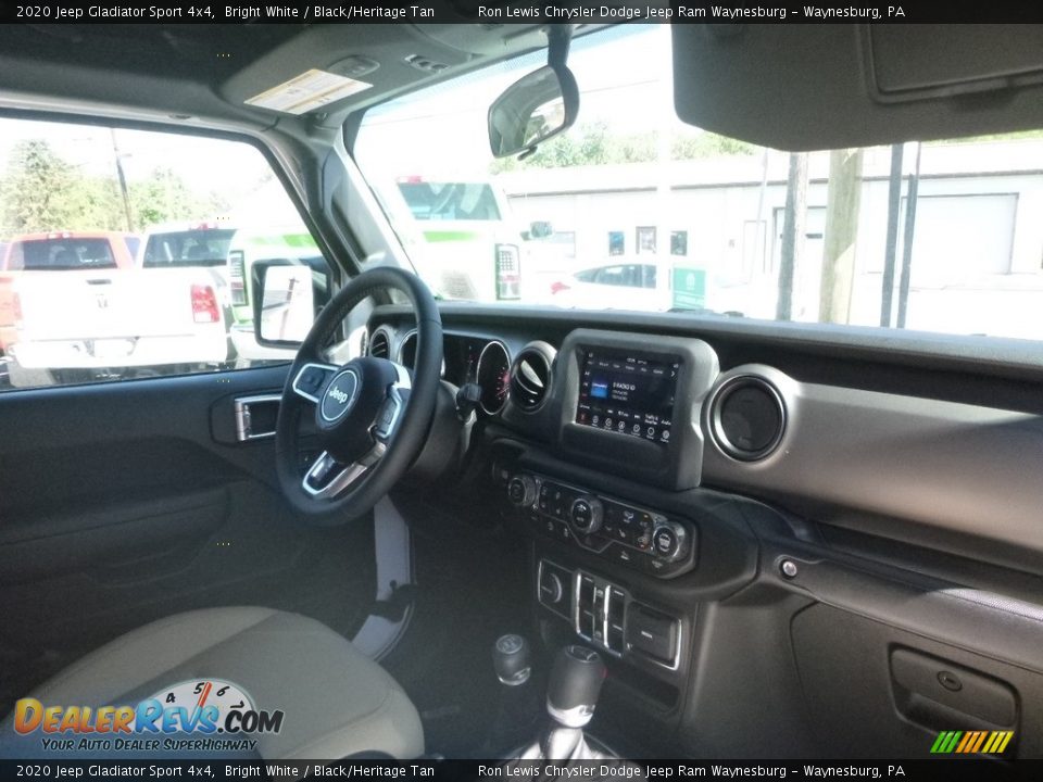2020 Jeep Gladiator Sport 4x4 Bright White / Black/Heritage Tan Photo #11