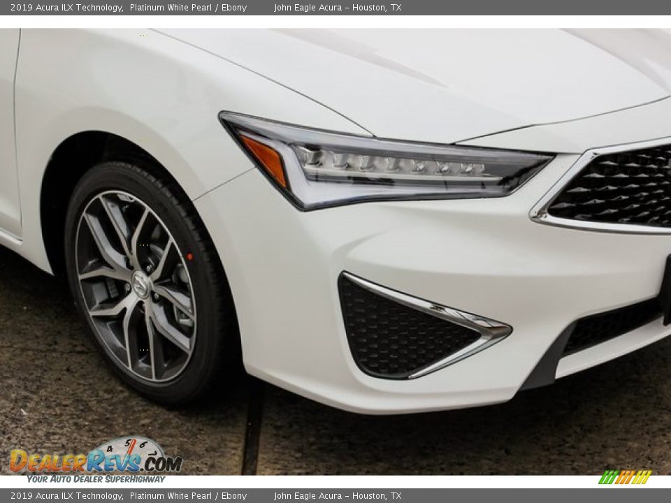2019 Acura ILX Technology Platinum White Pearl / Ebony Photo #10